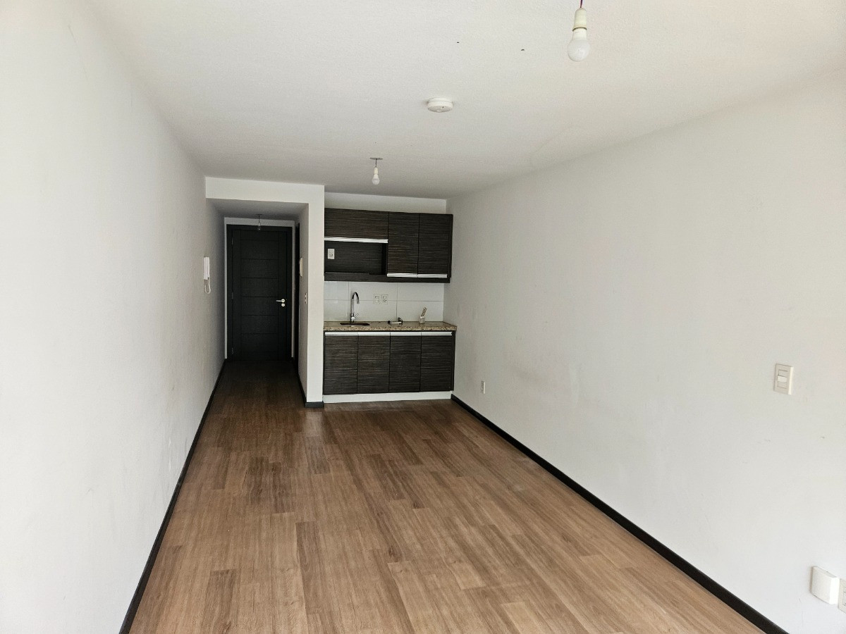 Apartamento ID.8575 - Alquiler Monoambiente En Pleno Pocitos A Pasos De La Rambla