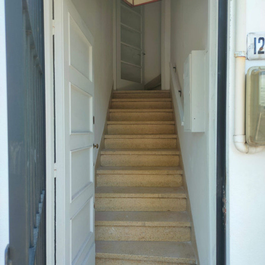 Apartamento ID.11753 - Dueño Vende Dos Aptos. En Ph Recién Remodelados, En Reducto. Con Parrillero. Sin Gastos Comunes.