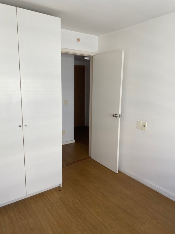 Apartamento ID.11613 - Alquiler Apartamento 2 Dorm 2 Baños Cochera Terraza Lavadero En Malvin