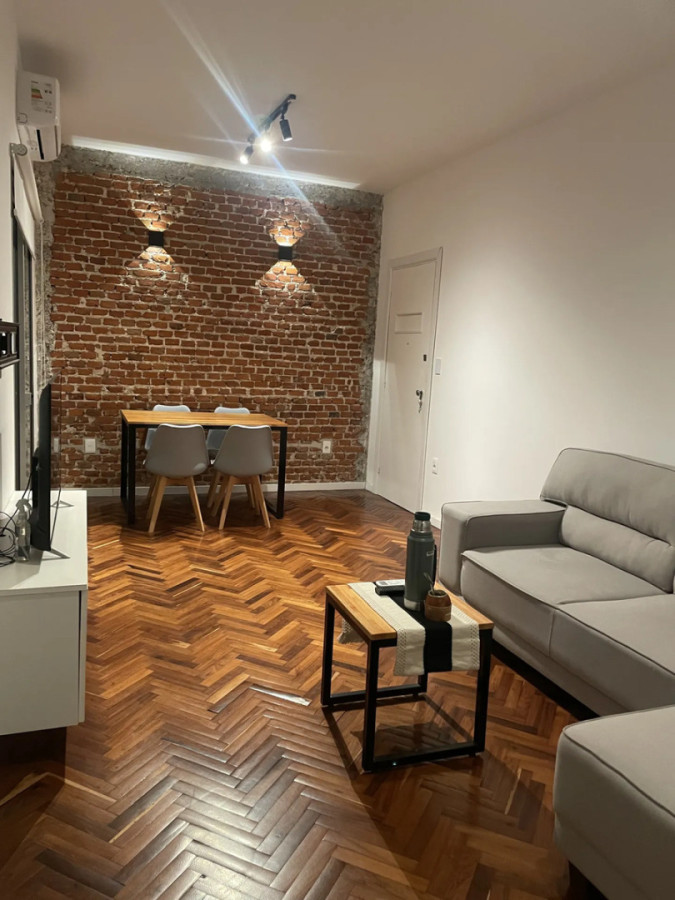 Apartamento ID.12597 - Alquiler Apartamento 2 Dormitorios 2 Patios En Pocitos
