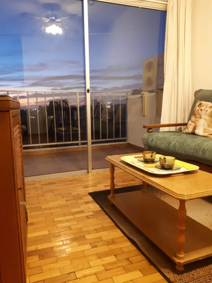 Apartamento ID.7794 - Alquiler Apartamento 1 Dormitorio Amoblado Con Balcón Centro