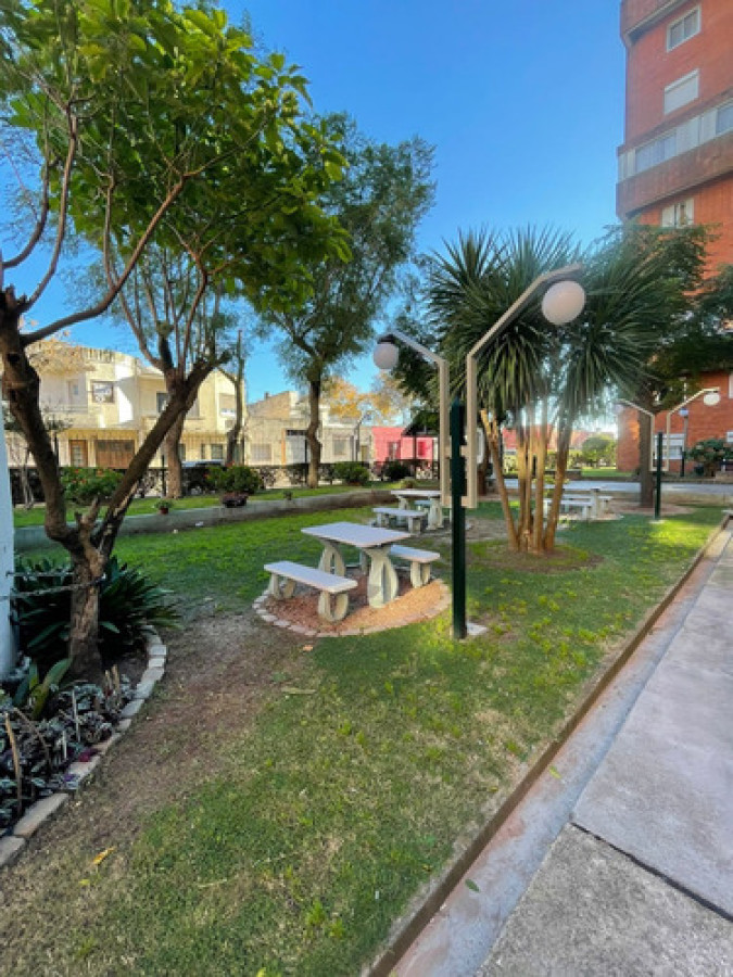 Apartamento ID.10069 - Hermoso Apartamento Duplex De 3 Dorm En Zona Unión 