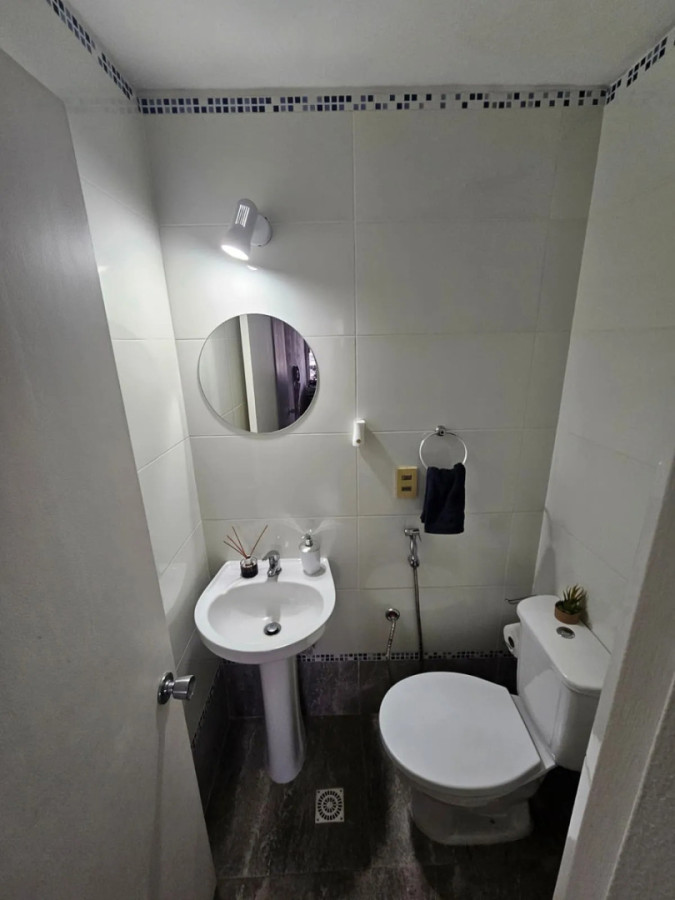 Apartamento ID.12993 - Alquiler Apartamento De 2 Dormitorios 2 Baños Amplio Y Luminoso En Cordón