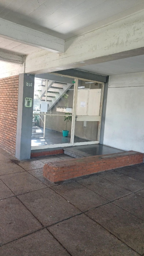 Apartamento ID.7692 -  Venta Apartamento 3 Dormitorios Muy Cómodo Predio Cerrado En Mercado Modelo