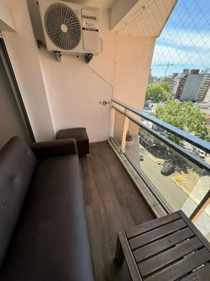 Apartamento ID.6540 - Alquiler Apartamento Amoblado Balcón Luminoso Punta Carretas