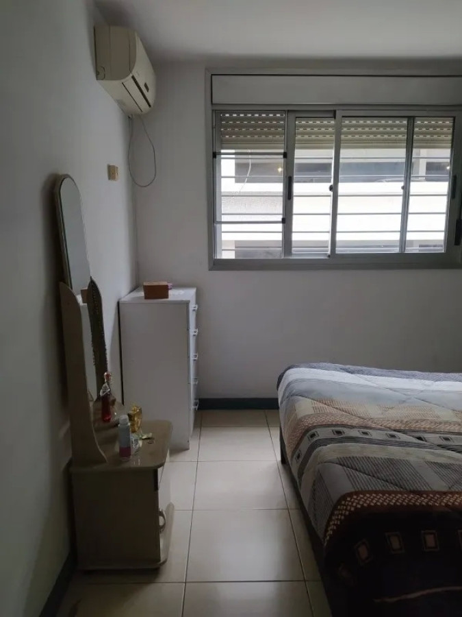 Apartamento ID.710 - Apartamento 1 Dormitorio Con Cochera Y Balcón En Centro
