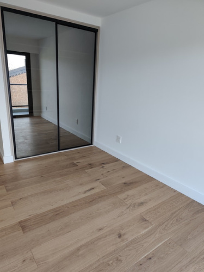 Apartamento ID.10361 - Apartamento Semiamueblado De 1 Dormitorio Con Balcón y Garaje 