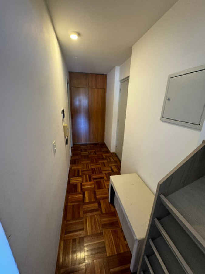 Apartamento ID.6556 - Increible Studio Amueblado Luminoso Con Gran Balcon En Punta Carretas