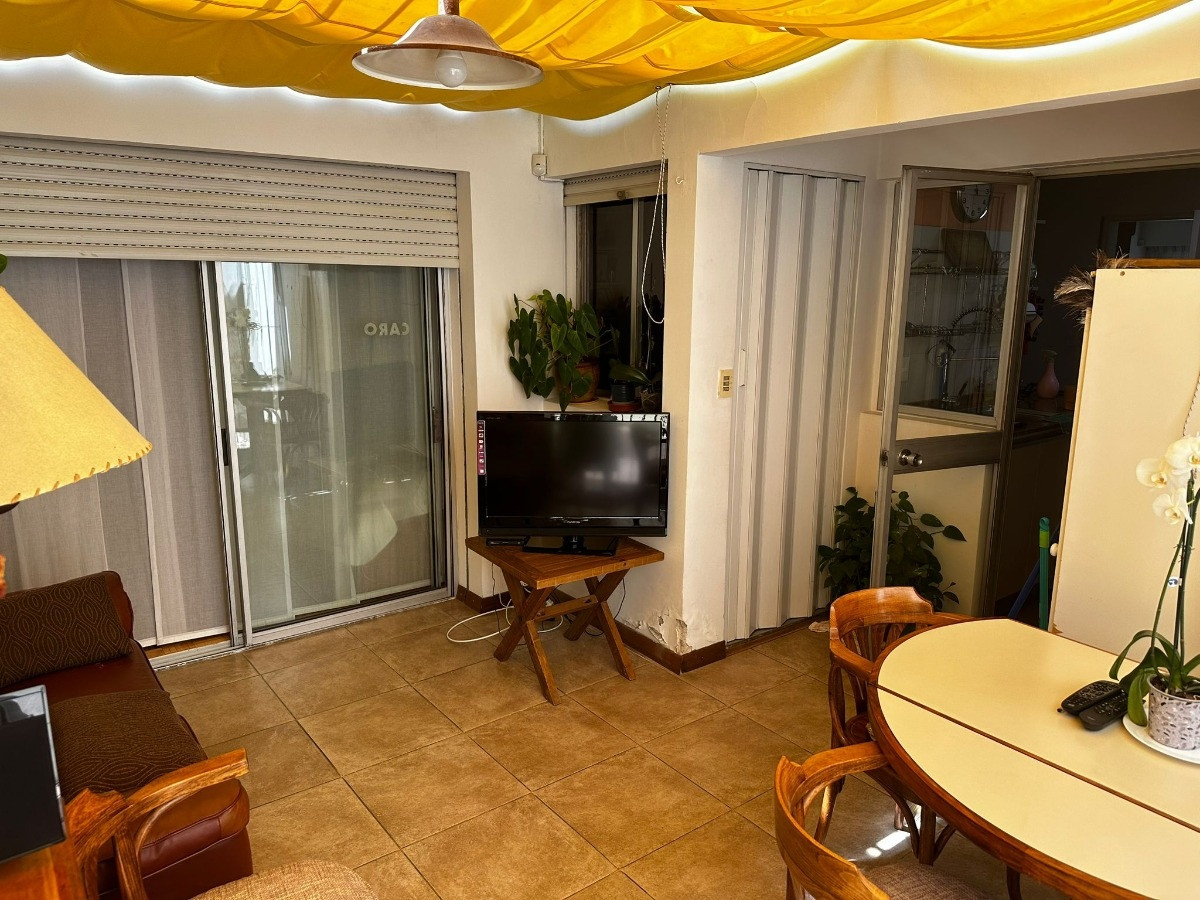 Apartamento ID.3976 - Venta Apartamento Planta Baja Con Fondo Barbacoa Villa Biarritz