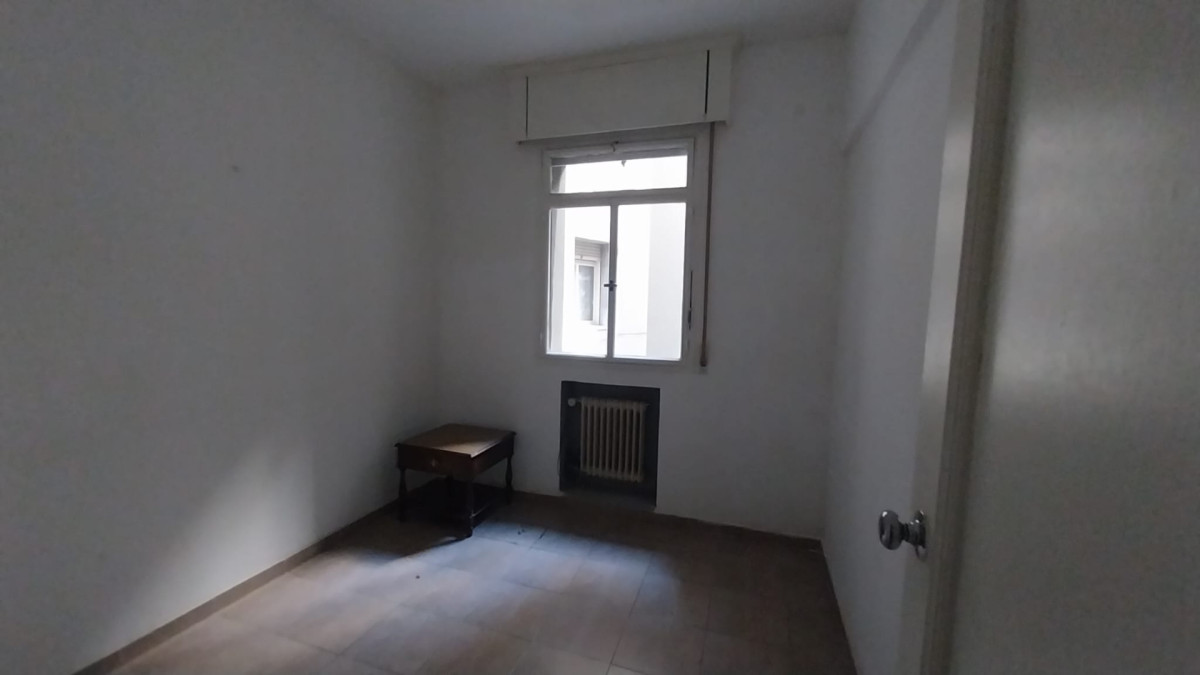 Apartamento ID.7978 - Venta Apartamento Con Renta De 2 Dorm En Ciudad Vieja