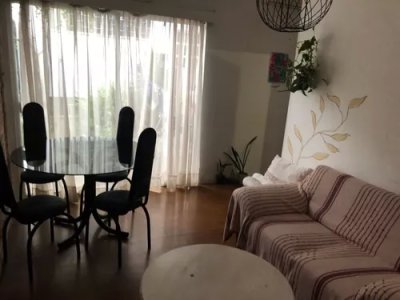 Se Vende Excelente Apartamento Muy Luminoso En Parque Batlle