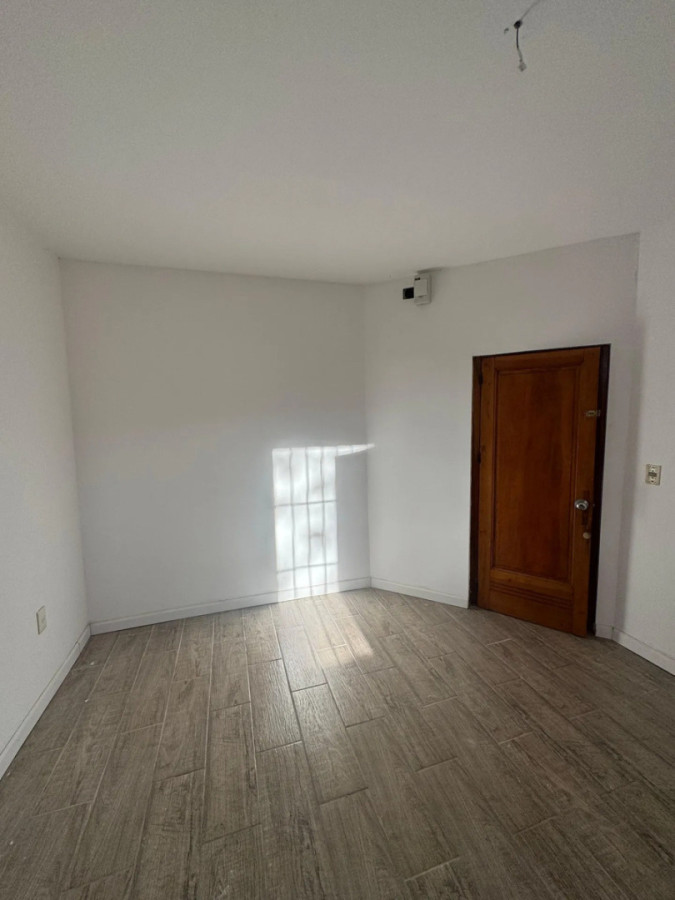 Casa ID.12890 - Alquiler Casa De 2 Dormitorios En Malvin