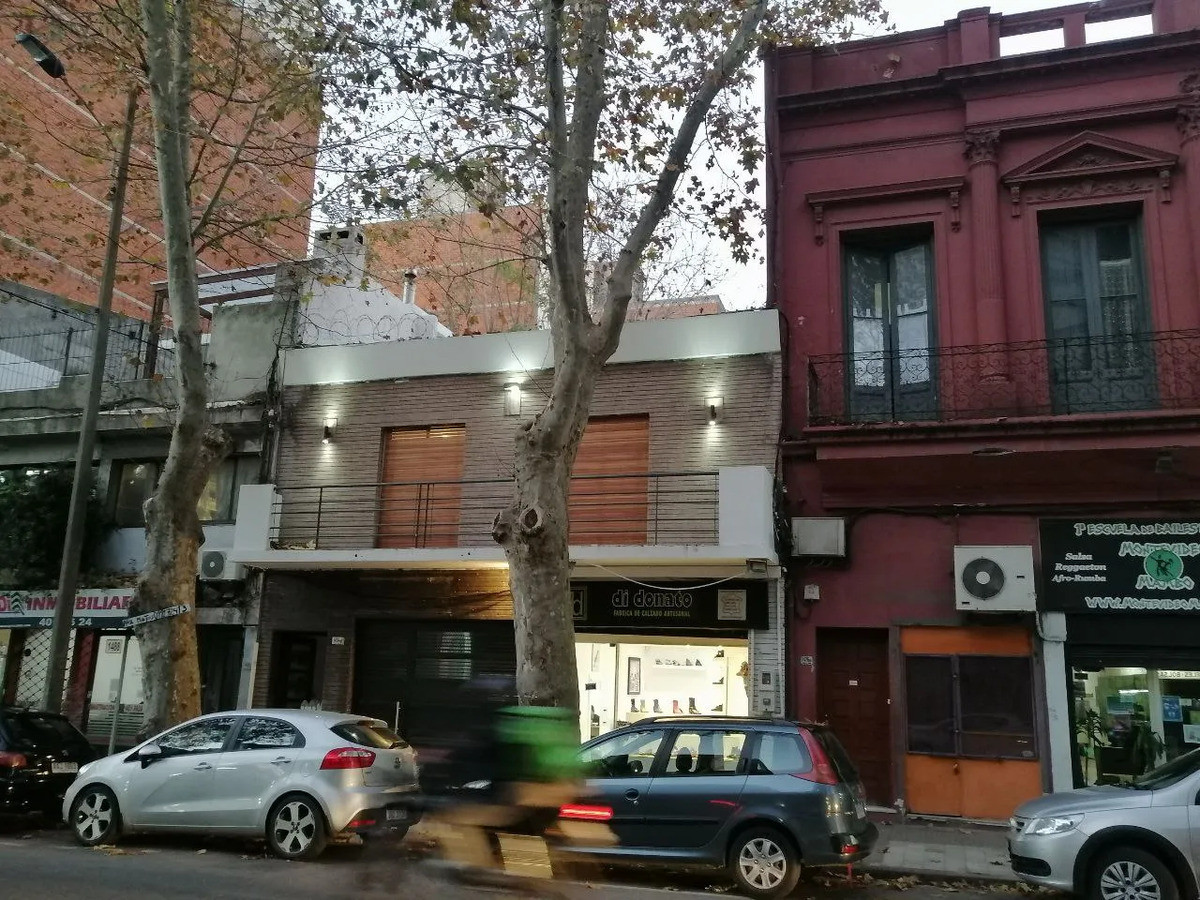 Casa ID.13321 - Alquiler Casa De Altos 2 Dormitorios Balcón Terraza Sin Gastos Comunes En Cordón