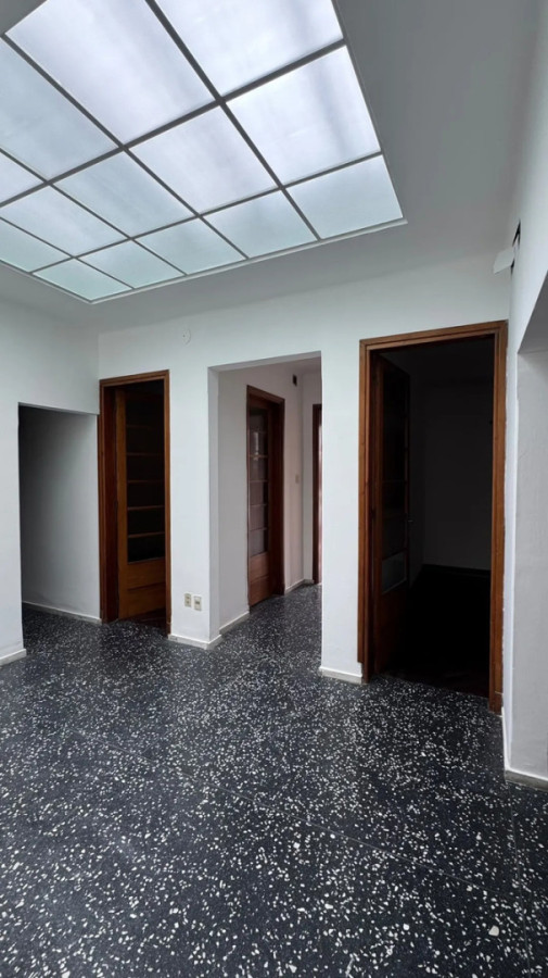 Casa ID.13374 - Alquiler Casa De 2 Dormitorios Patio Sin Gastos Comunes En Parque Batlle