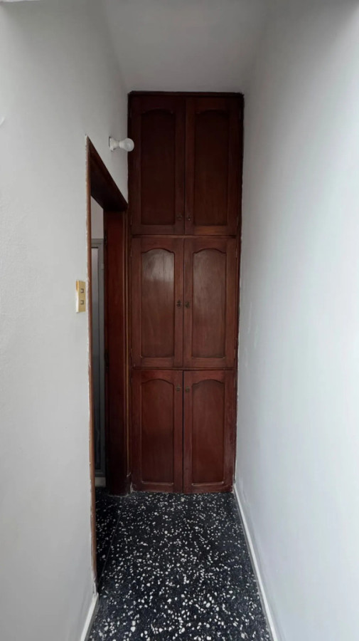 Casa ID.13374 - Alquiler Casa De 2 Dormitorios Patio Sin Gastos Comunes En Parque Batlle