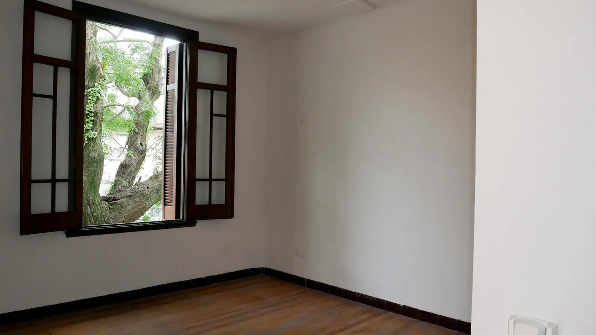Casa ID.13402 - Alquiler Casa Remodelada 1 Dormitorio Azotea Con Parrillero En Pocitos