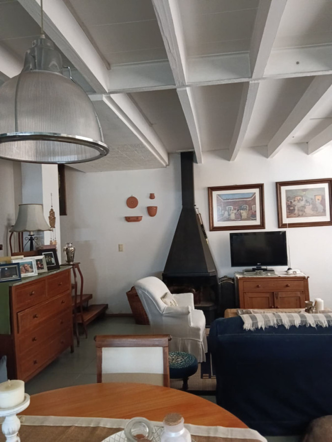 Casa ID.11994 - ALQUILER AMPLIO APTO TIPO CASA EN EL PRADO AMUEBLADO 3 DORMITORIOS 2 BAÑOS Y COCHERA!