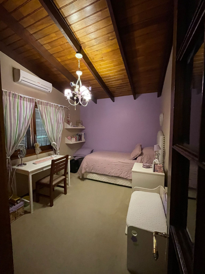 Casa ID.5874 - Venta Casa 4 Dormitorios 3 Baños Garaje 3 En Punta Carretas