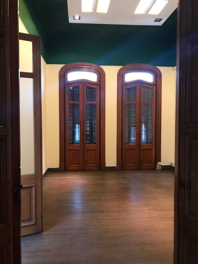 Casa ID.6787 - Se Vende Casa En Parque Rodó Para Vivienda O Empresa