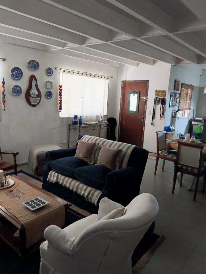 Casa ID.11994 - ALQUILER AMPLIO APTO TIPO CASA EN EL PRADO AMUEBLADO 3 DORMITORIOS 2 BAÑOS Y COCHERA!