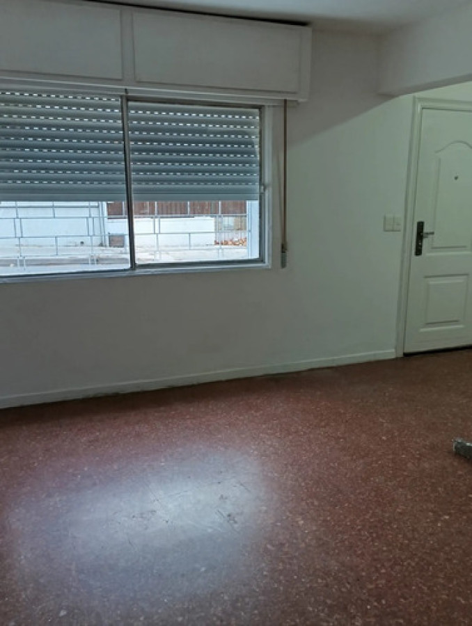 Casa ID.12884 - Alquiler Casa 2 Dormitorios 2 Baños Patio Parrillero Muy Luminosa En Brazo Oriental