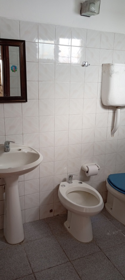 Casa ID.8634 -  Casa De Altos 2 Dormitorios Cochera Sin Gastos Buceo