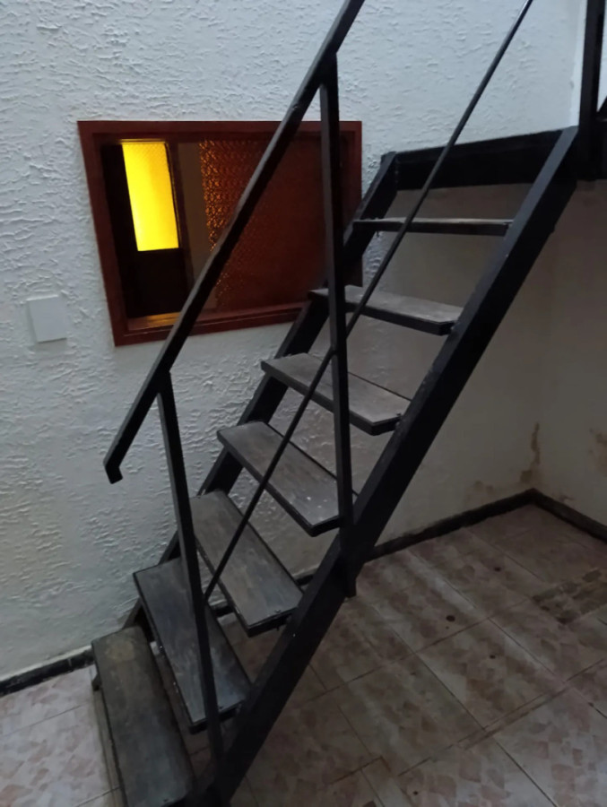 Casa ID.13260 - Alquiler Casa Al Frente De 1 Dormitorio Sin Gastos Comunes En Tres Cruces