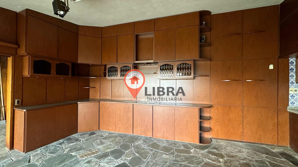 Casa ID.5360 - Excelente oportunidad Hermosa Casa sobre Av Luis Alberto De Herrera.