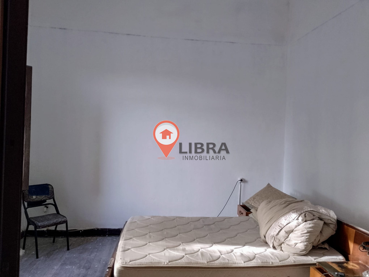 Casa ID.10091 - VENTA CASA 2 DORMITORIOS 2 COCHERAS PARRILLERO PASO DE LAS DURANAS