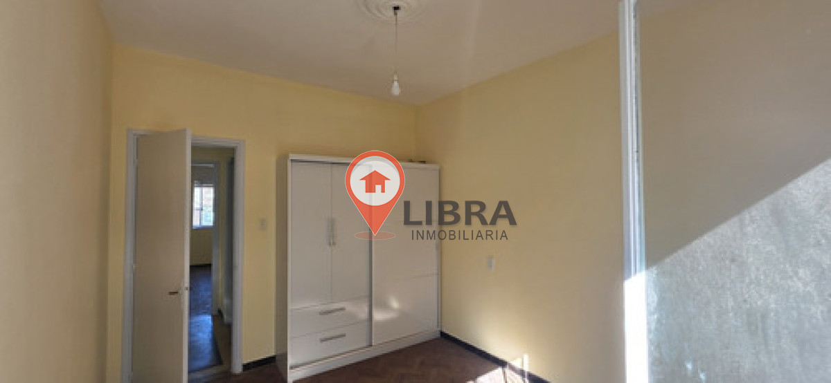 Casa ID.9437 - Alquiler Casa De Altos 2 Dormitorios Azotea Con Parrillero En Tres Cruces 