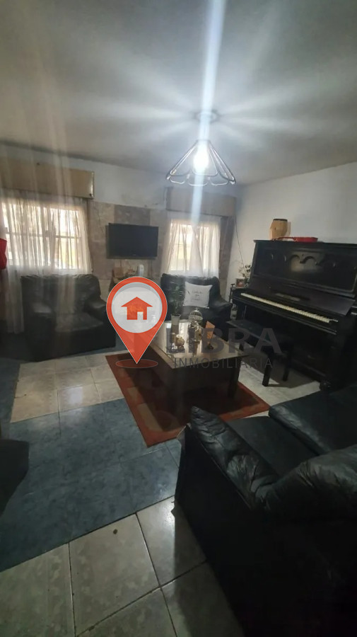 Casa ID.176 - Hermosa Casa En Union! 3 Dormitorios Y 2 Cocheras!