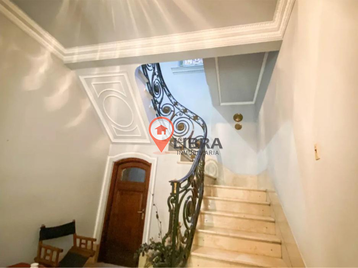 Casa ID.2492 - Importante Casona en Venta Avenida Gonzalo Ramírez Palermo!!