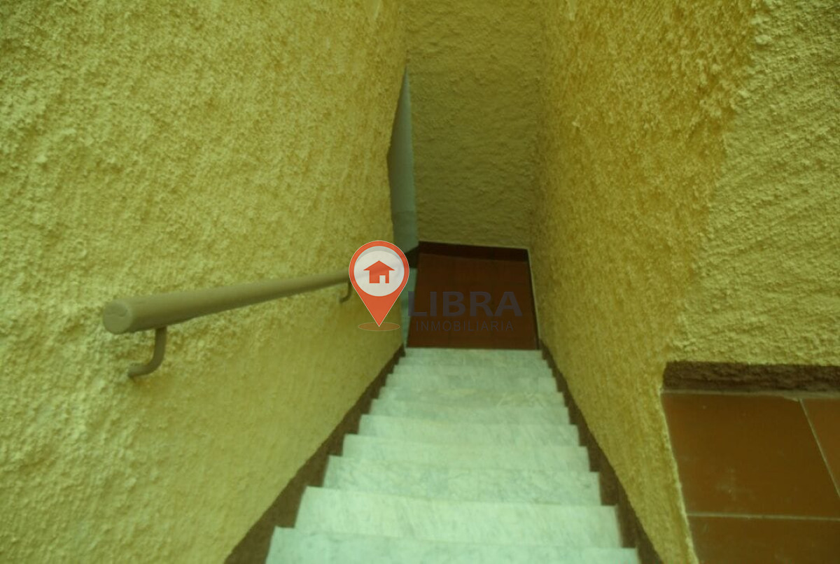 Casa ID.5821 - Impresionante casa de 8 dormitorios y 4 baños. Ideal para gran familia o inversores