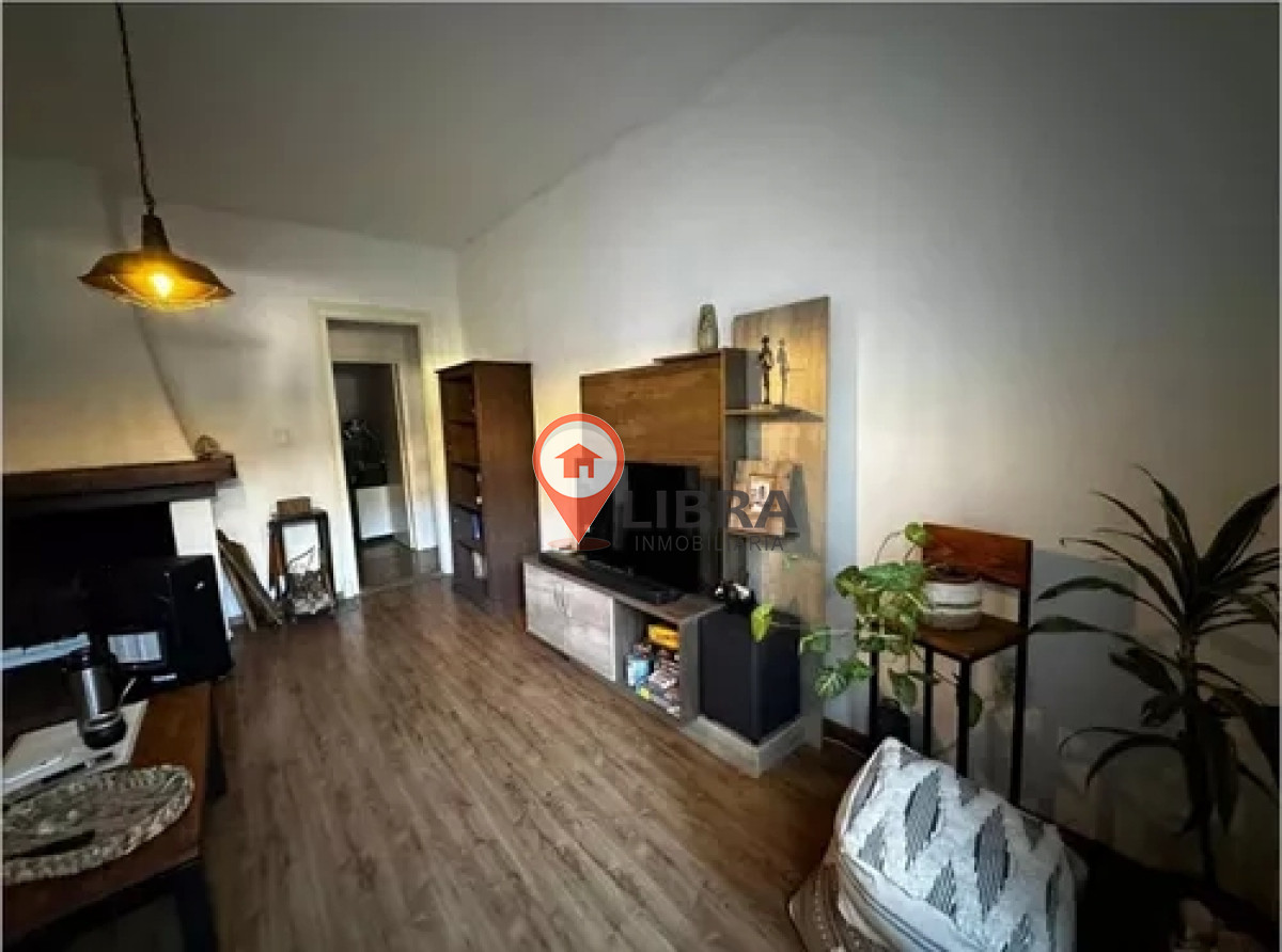Casa ID.4426 - Venta Casa Para Vivienda O Local Muy Bien Ubicada
