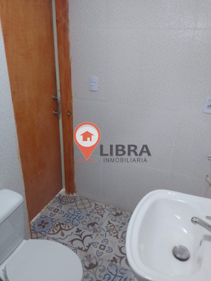 Casa ID.9135 - Alquiler Casa Al Frente De 2 Dormitorios Patio Con Parrilero En Flor De Maroñas