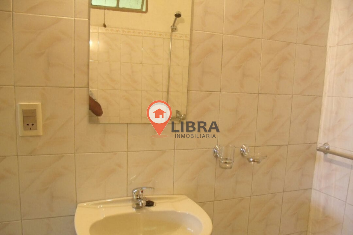 Casa ID.5821 - Impresionante casa de 8 dormitorios y 4 baños. Ideal para gran familia o inversores