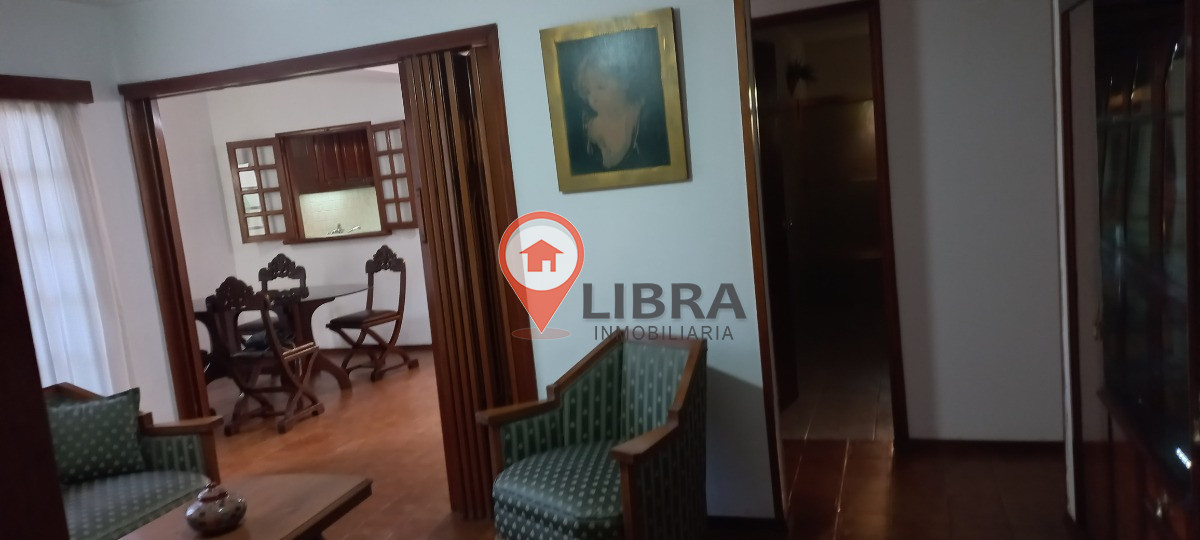 Casa ID.5093 - Propiedad En Venta!! Ubicada En La Blanqueada, 3 dormitorios, 2 baños y garaje!