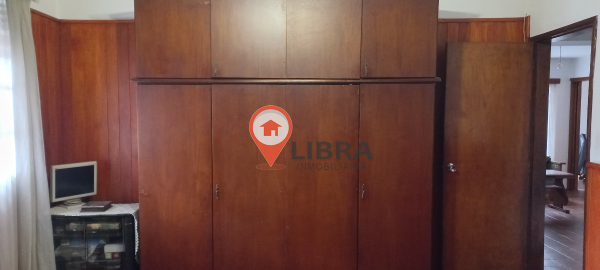 Casa ID.5093 - Propiedad En Venta!! Ubicada En La Blanqueada, 3 dormitorios, 2 baños y garaje!
