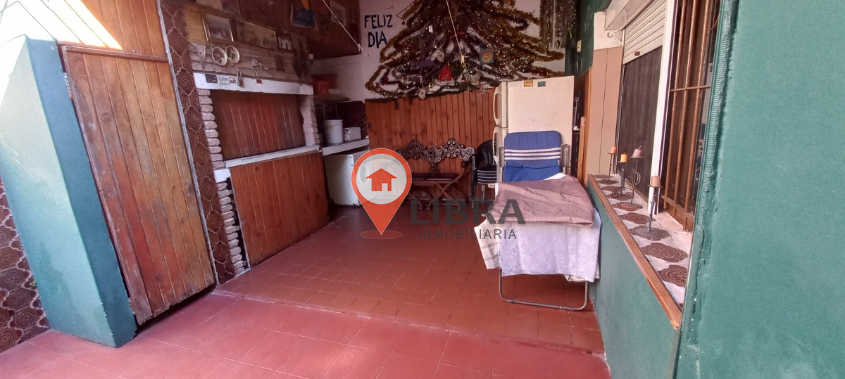 Casa ID.5093 - Propiedad En Venta!! Ubicada En La Blanqueada, 3 dormitorios, 2 baños y garaje!