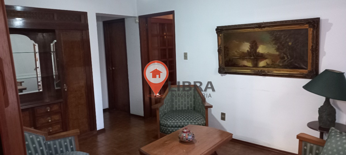 Casa ID.5093 - Propiedad En Venta!! Ubicada En La Blanqueada, 3 dormitorios, 2 baños y garaje!