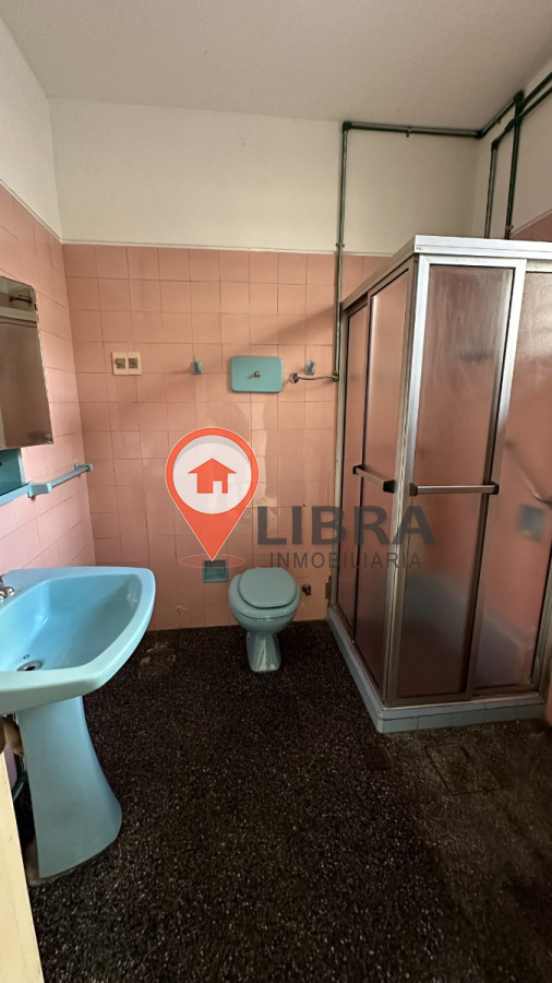 Casa ID.5515 - Casa En Venta 4 Dormitorios y 3 Baños. Buceo Montevideo