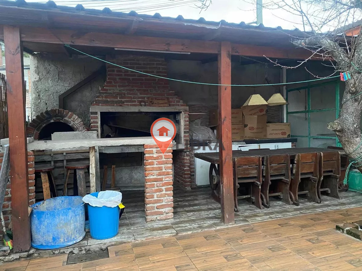 Casa ID.5622 - Excelente oportunidad Casa sin Gc también para Oficina o Comercio !!!!