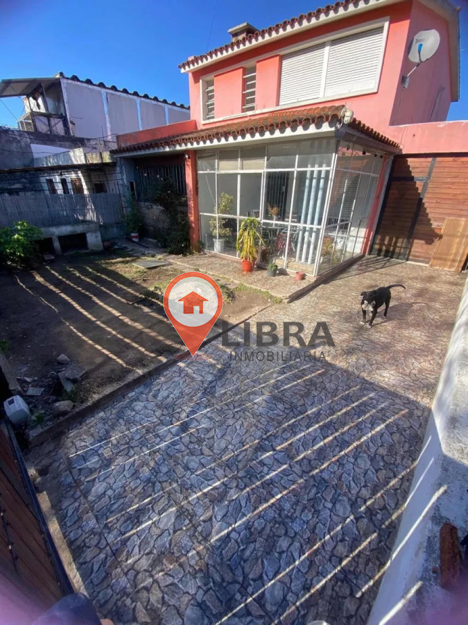 Casa ID.5622 - Excelente oportunidad Casa sin Gc también para Oficina o Comercio !!!!