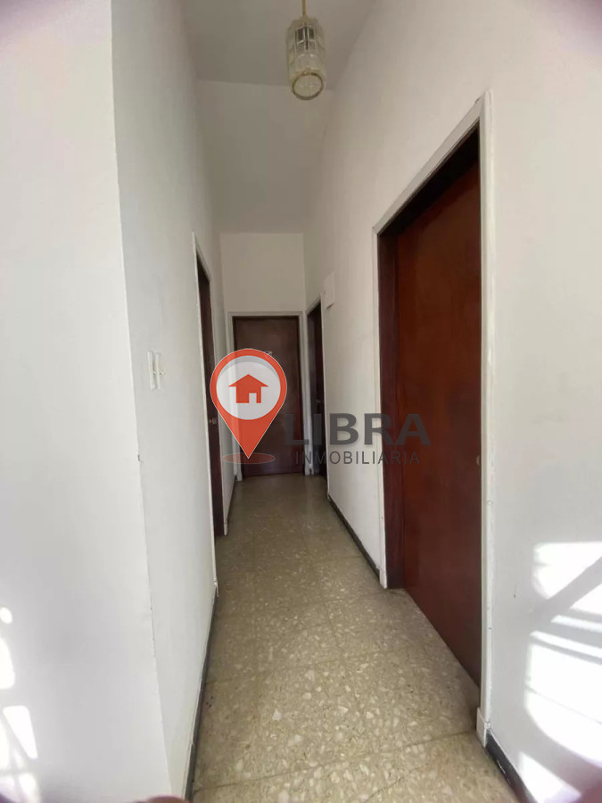 Casa ID.5622 - Excelente oportunidad Casa sin Gc también para Oficina o Comercio !!!!