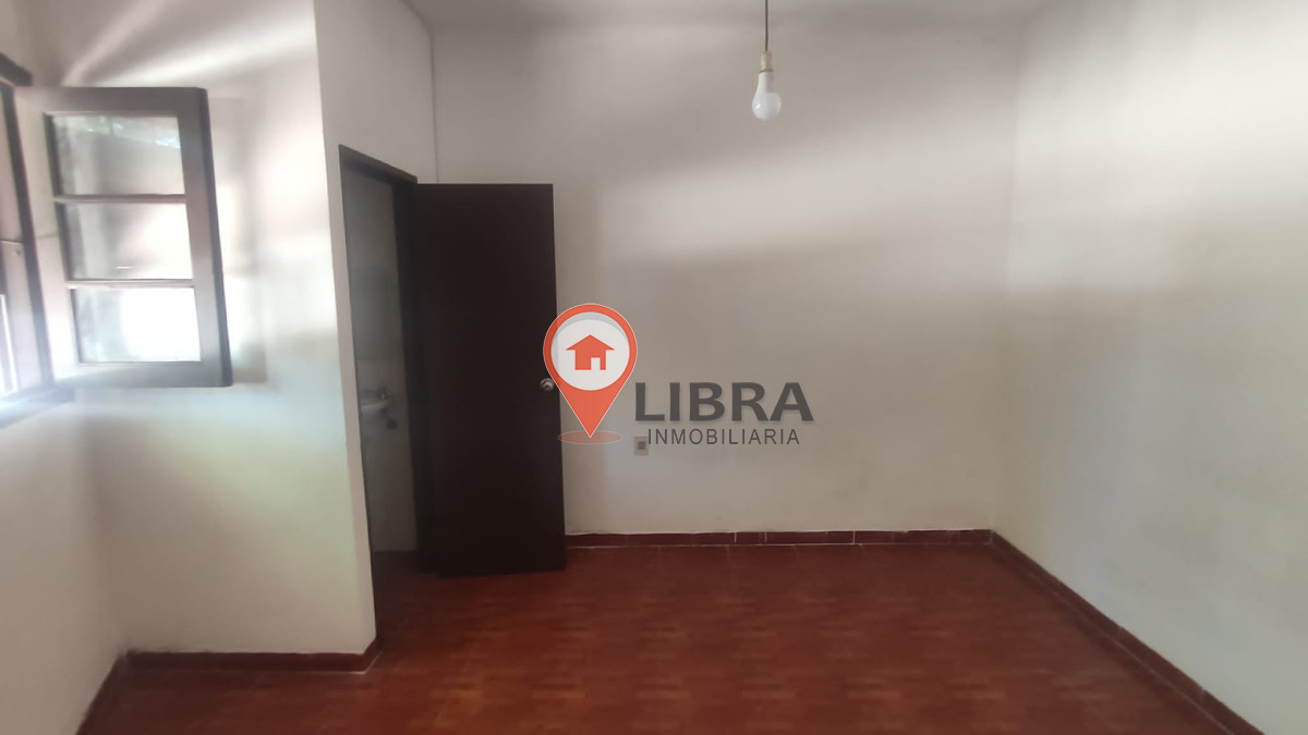 Casa ID.8888 - Alquiler De Casa 2 Dormitorios Balcon Azotea No GC