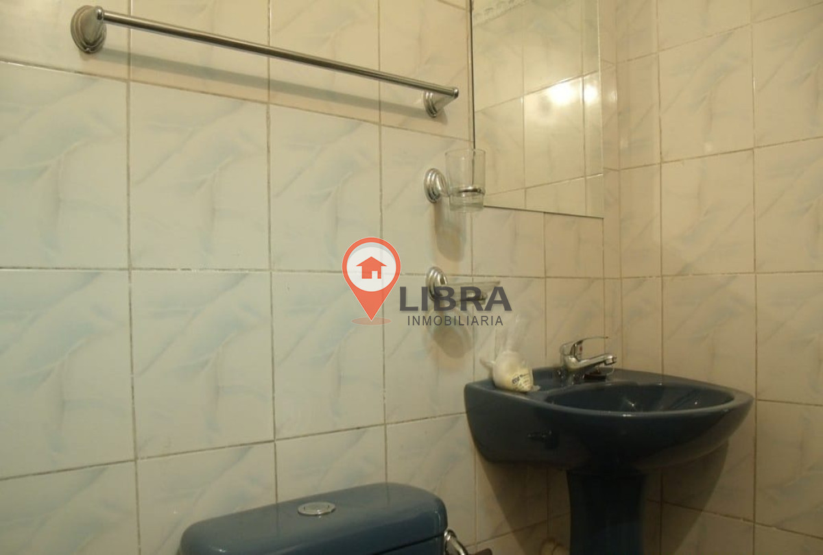 Casa ID.5878 - Casa En Venta 8 Dormitorios, 4 Baños. IDEAL INVERSIONISTAS! Cordón Montevideo.