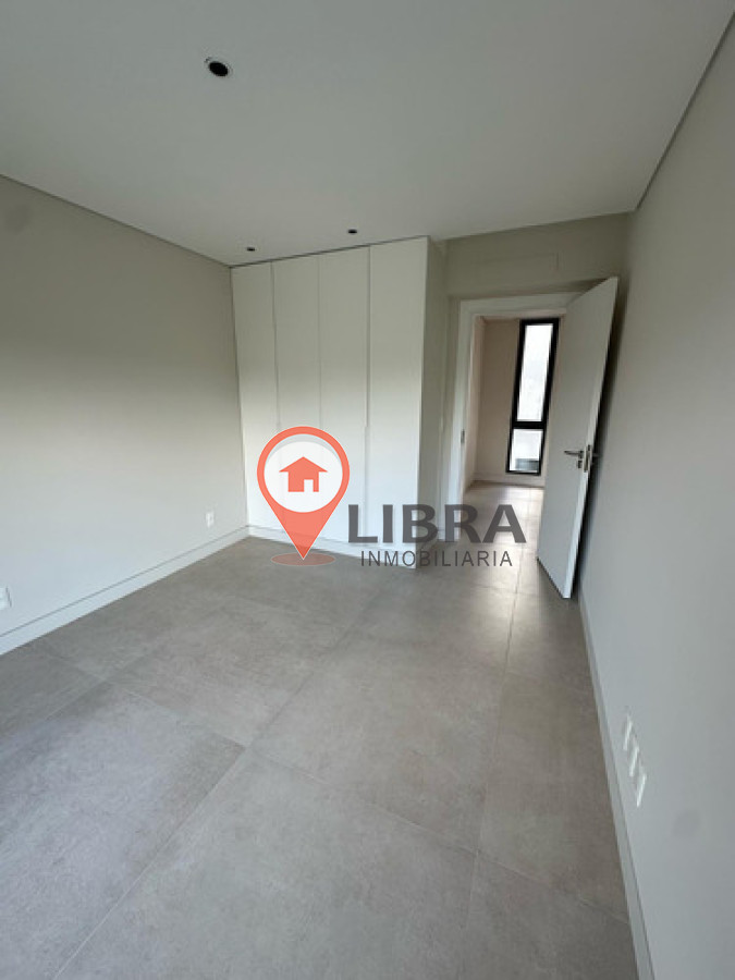 Casa ID.9038 - Alquiler Casa A Estrenar 3 Dormitorios Con Jardín Y Piscina En Carrasco Norte