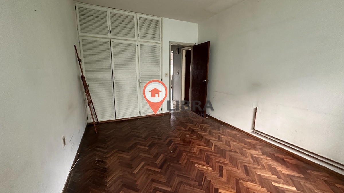 Casa ID.6483 - Hermosa Casa De 4 Dorm Con Gigante Terreno Parrillero y Garaje