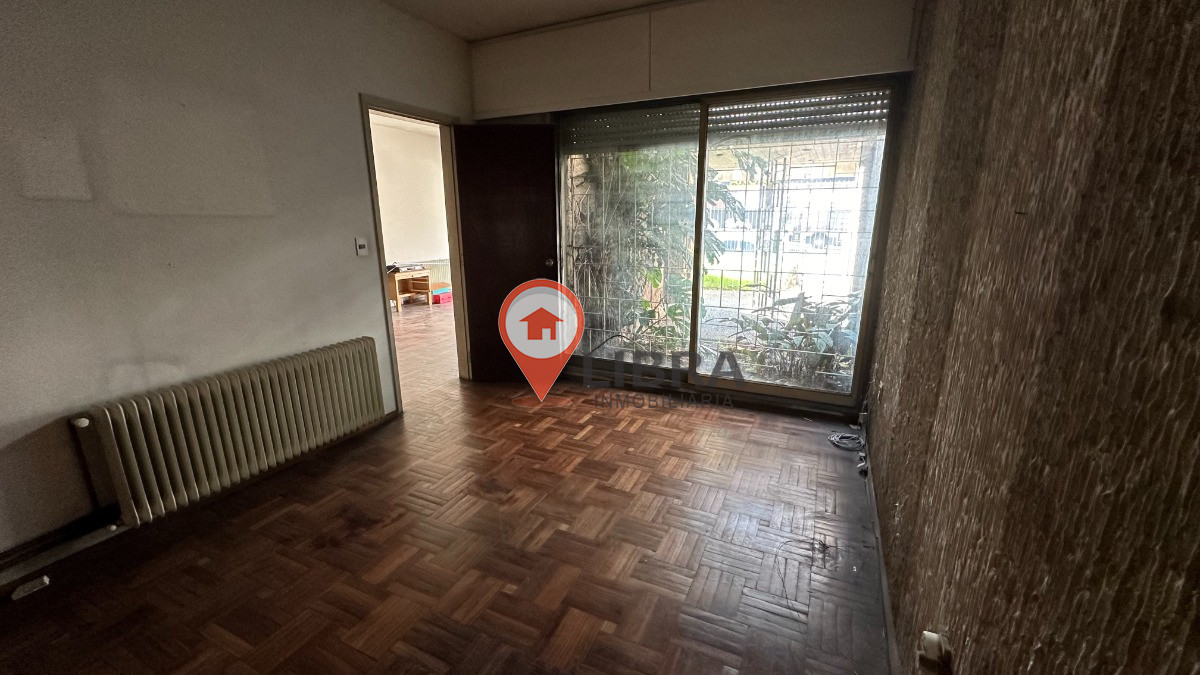 Casa ID.6483 - Hermosa Casa De 4 Dorm Con Gigante Terreno Parrillero y Garaje