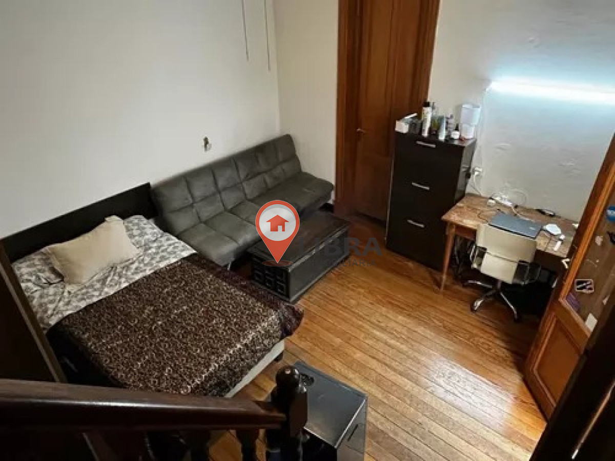 Casa ID.1265 - SE VENDE IMPERDIBLE CASA EN CORDON 4 DORMITORIOS y GARAJE!